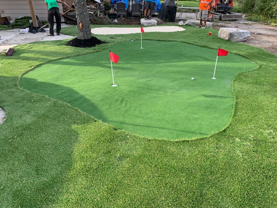 Putting Green in Vaughan