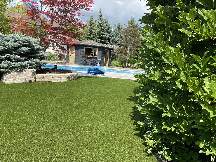 Poolside Synthetic Turf